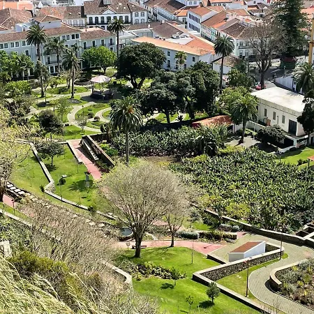 Casa às Dez Hébergement de vacances *